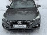 Hyundai i30 2022 года за 10 400 000 тг. в Усть-Каменогорск – фото 2