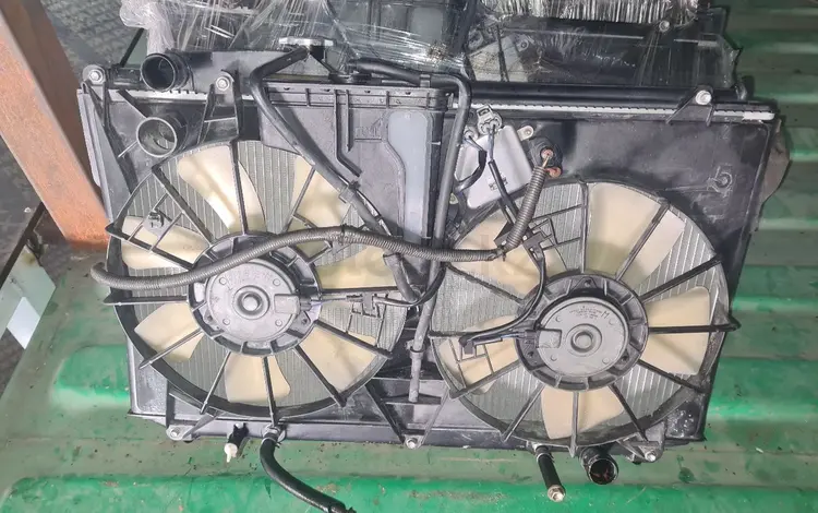 Радиатор с вентилятором на LS430! за 60 000 тг. в Алматы