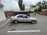 Mercedes-Benz C 200 1994 года за 2 000 000 тг. в Алматы – фото 2