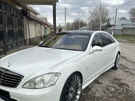 Mercedes-Benz S 63 AMG 2006 года за 13 000 000 тг. в Шымкент