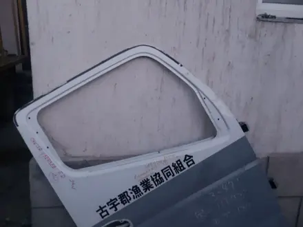 Дверь правая Mitsubishi Canter в Алматы
