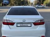 Toyota Camry 2016 годаүшін11 500 000 тг. в Жаркент – фото 4