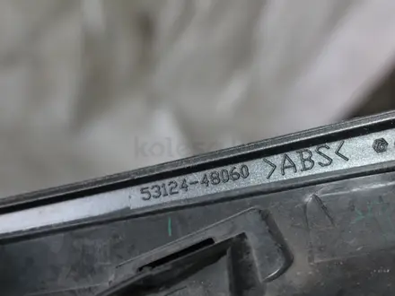 Решетка в передний бампер левая Lexus Rxүшін20 000 тг. в Караганда – фото 4