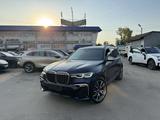 BMW X7 2022 года за 47 900 000 тг. в Алматы