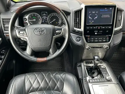 Toyota Land Cruiser 2017 года за 30 990 000 тг. в Алматы – фото 16