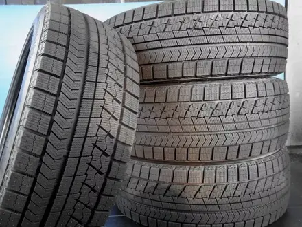 Шины Bridgestone 235/50/r18 VRX за 130 000 тг. в Алматы