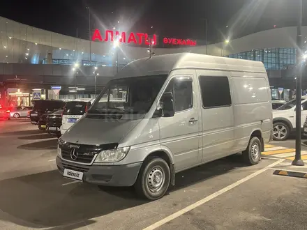 Mercedes-Benz Sprinter 2005 года за 10 000 000 тг. в Алматы – фото 9