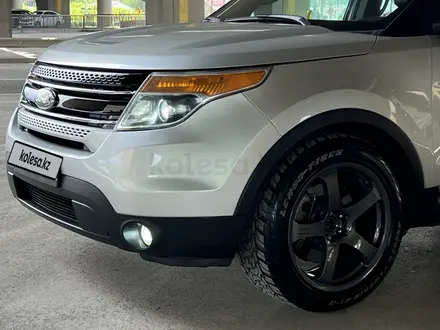 Ford Explorer 2013 года за 10 000 000 тг. в Алматы – фото 3