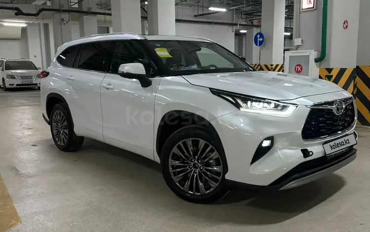 Toyota Highlander Luxe 2026 года за 29 000 000 тг. в Алматы