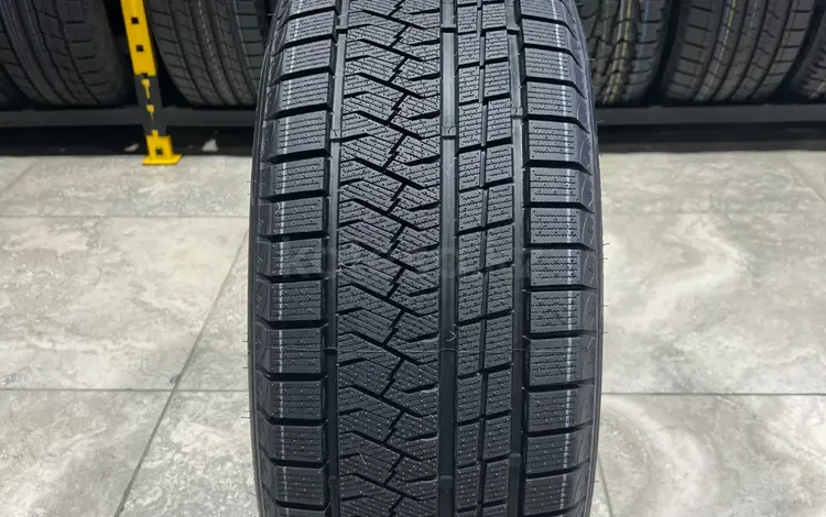 275/40R19 Triangle PL02 105V ЗИМ за 41 000 тг. в Алматы