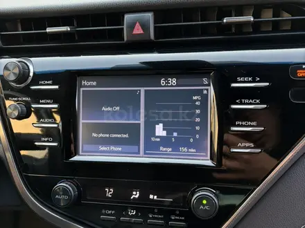 Toyota Camry 2018 года за 11 800 000 тг. в Шымкент – фото 17