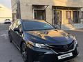 Toyota Camry 2018 года за 11 800 000 тг. в Шымкент