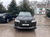 Lexus LX 570 2021 года за 65 000 000 тг. в Астана – фото 2