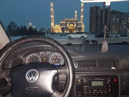 Volkswagen Passat 2004 года за 2 700 000 тг. в Астана – фото 8