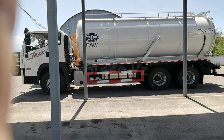 FAW  FAW, 6x4, кабина JK6 2026 года за 36 500 000 тг. в Алматы