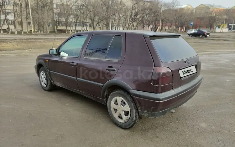 Volkswagen Golf 1994 годаүшін1 200 000 тг. в Тараз