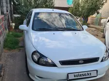 Kia Rio, 2001