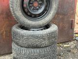 Диски R15 (5x114, 3) с резиной 205/65/15 за 65 000 тг. в Усть-Каменогорск