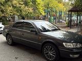 Toyota Camry 1999 года за 5 100 000 тг. в Шымкент – фото 2