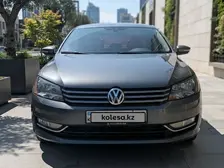 Volkswagen Passat, 2012