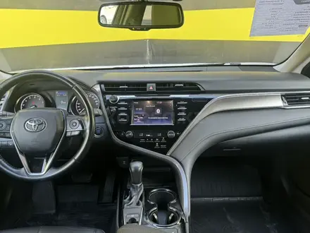 Toyota Camry 2020 года за 12 200 000 тг. в Семей – фото 7