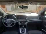 Hyundai Elantra 2018 года за 5 000 000 тг. в Актау – фото 3