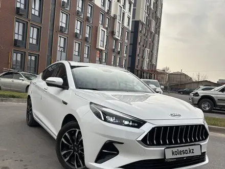JAC J7 2023 года за 6 300 000 тг. в Шымкент