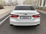 Toyota Camry 2020 года за 14 000 000 тг. в Туркестан – фото 2