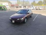Toyota Camry 1998 года за 2 600 000 тг. в Алматы – фото 5