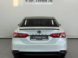 Toyota Camry Prestige 2023 года за 15 650 000 тг. в Астана – фото 4