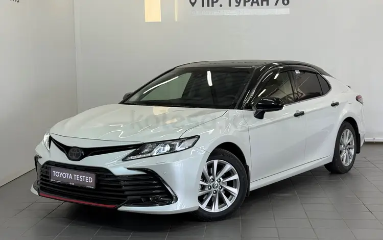 Toyota Camry Prestige 2023 года за 15 650 000 тг. в Астана