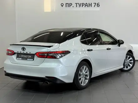 Toyota Camry Prestige 2023 года за 15 650 000 тг. в Астана – фото 19