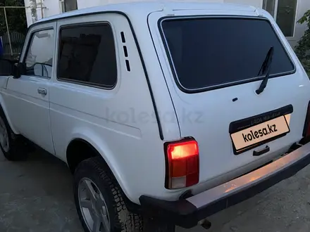 ВАЗ (Lada) Lada 2121 2017 года за 3 100 000 тг. в Атырау – фото 5