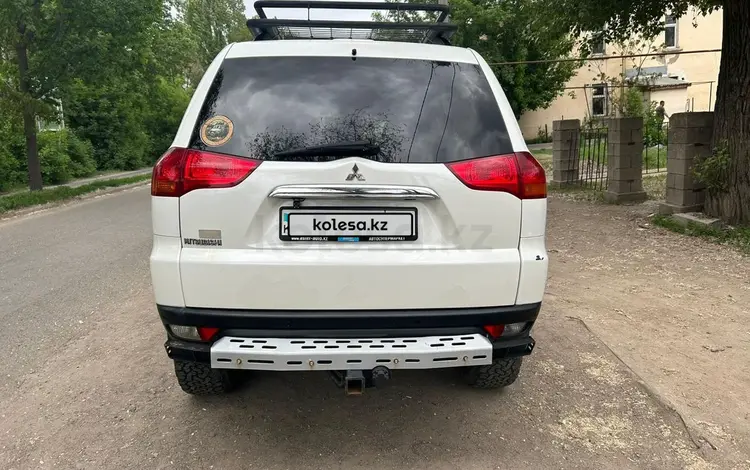 Mitsubishi Pajero 2011 годаfor9 000 000 тг. в Алматы