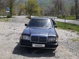 Mercedes-Benz E 200 1992 года за 1 400 000 тг. в Талдыкорган