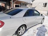 Toyota Camry 2003 годаүшін5 300 000 тг. в Алматы – фото 2