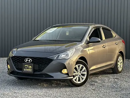 Hyundai Accent 2022 года за 8 190 000 тг. в Актобе