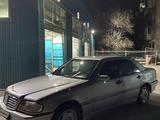 Mercedes-Benz C 200 1998 года за 2 900 000 тг. в Атырау – фото 5