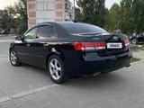 Hyundai Sonata 2005 года за 3 800 000 тг. в Актобе – фото 3