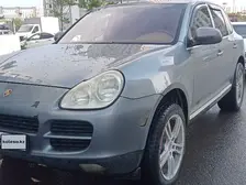 Porsche Cayenne, 2004