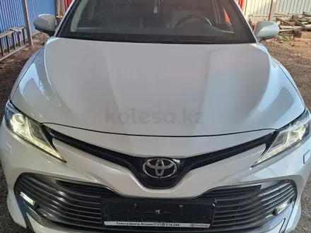 Toyota Camry 2019 года за 14 000 000 тг. в Балхаш – фото 3