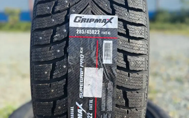 Новые зимние шипованные шины 285/45R22 за 600 000 тг. в Астана