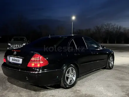 Mercedes-Benz E 240 2003 года за 5 500 000 тг. в Караганда – фото 11