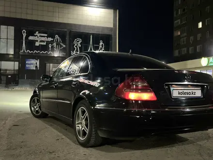 Mercedes-Benz E 240 2003 года за 5 500 000 тг. в Караганда – фото 4