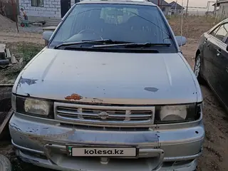 Nissan Prairie, 1996