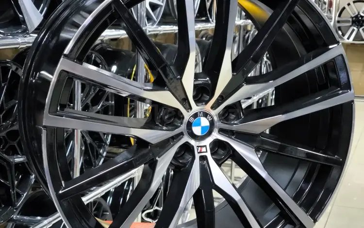 BMW на 21 новые диски в Астане за 400 000 тг. в Астана
