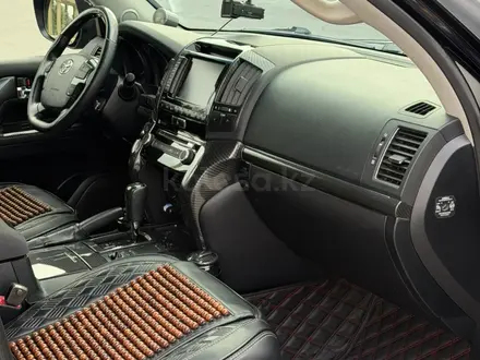 Toyota Land Cruiser 2013 года за 25 000 000 тг. в Алматы – фото 27