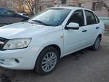 ВАЗ (Lada) Granta 2190 2014 годаүшін2 500 000 тг. в Актобе