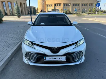 Toyota Camry 2020 года за 16 000 000 тг. в Туркестан – фото 2