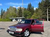 Mercedes-Benz E 260 1990 года за 2 000 000 тг. в Петропавловск